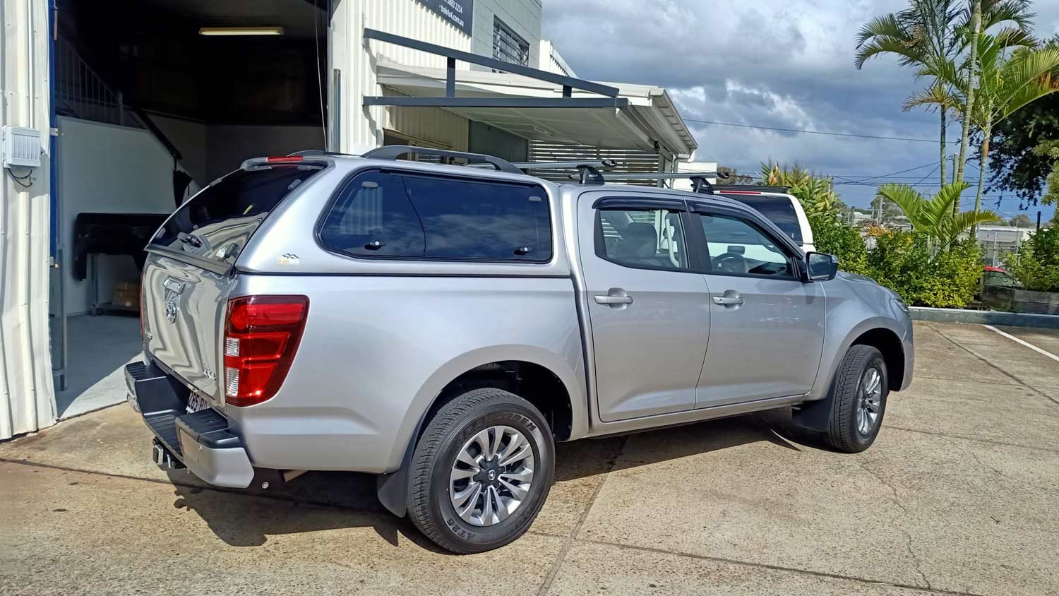 Mazda BT50 with Trek Canopy