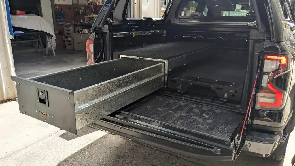 singe drawer and half tray slide Ford Ranger Next Gen 2022+