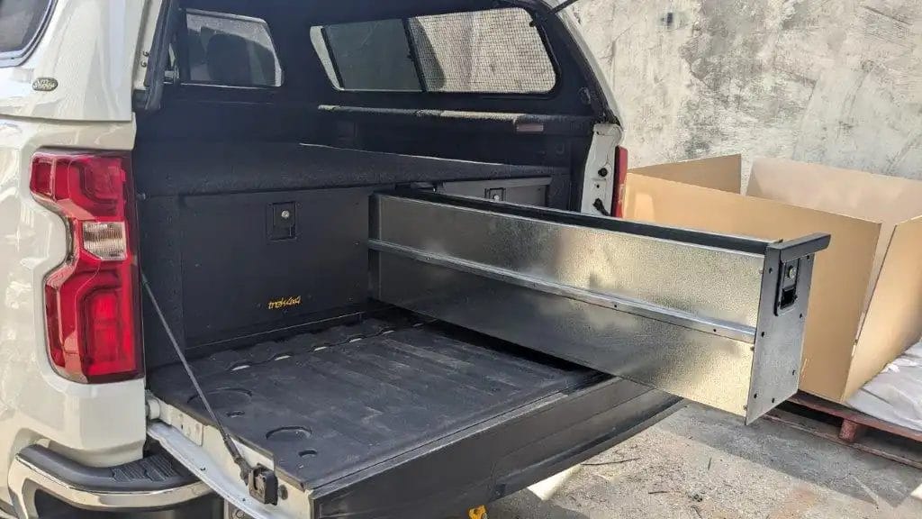 AM truck Silverado (1)